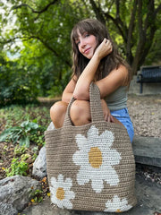 The Daisy Day Tote bag crochet pattern