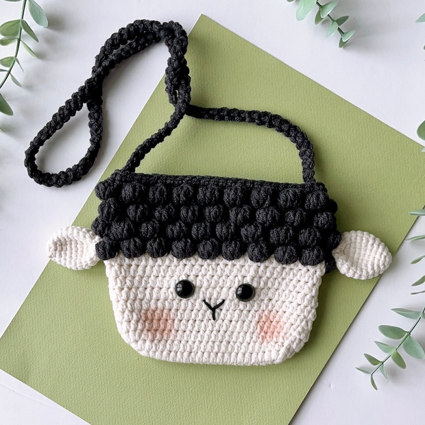 the Lamb Bag crochet Pattern